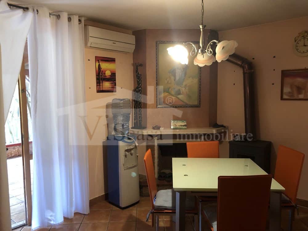 Villa a schiera con giardino