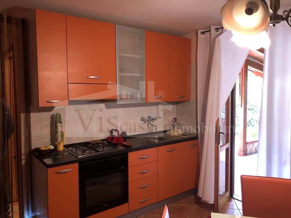 Villa a schiera con giardino