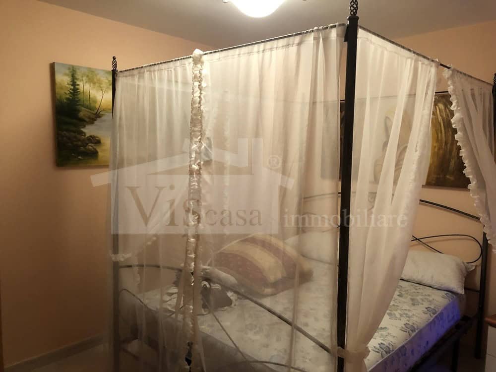 Villa a schiera con giardino