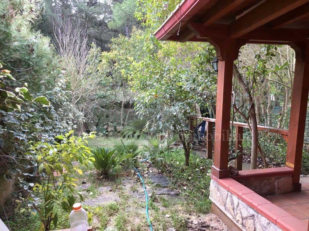 Villa a schiera con giardino