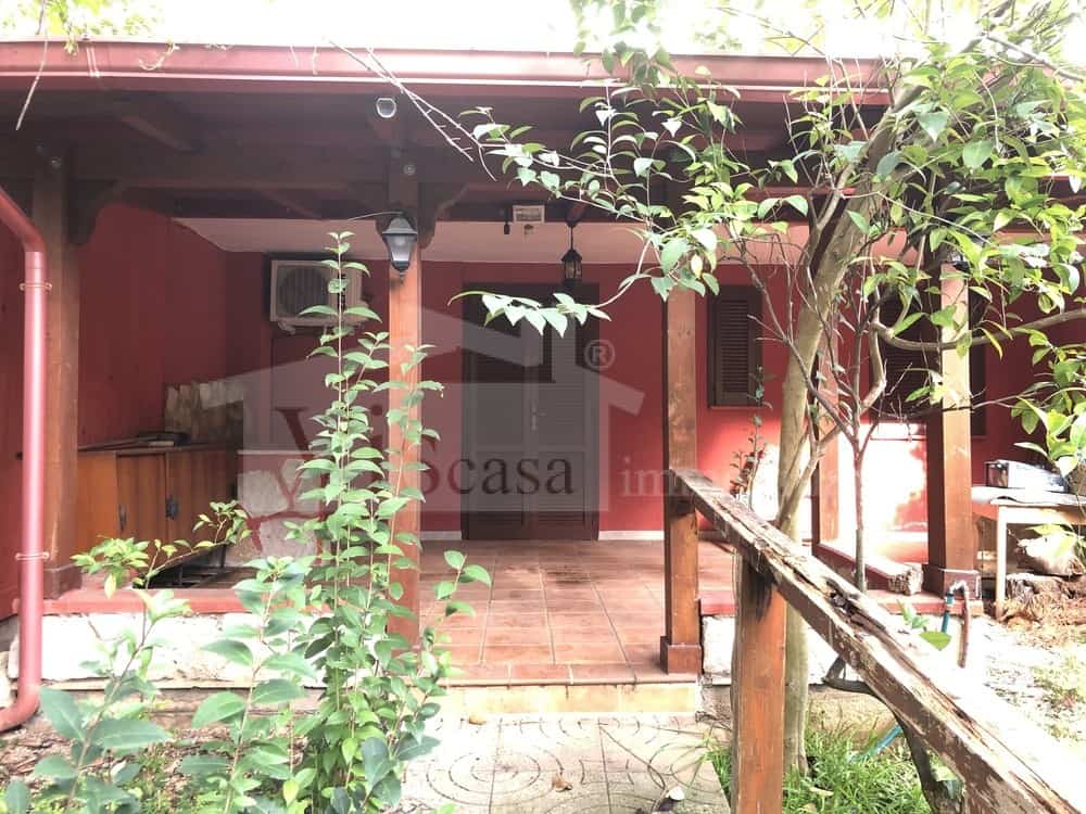 Villa a schiera con giardino