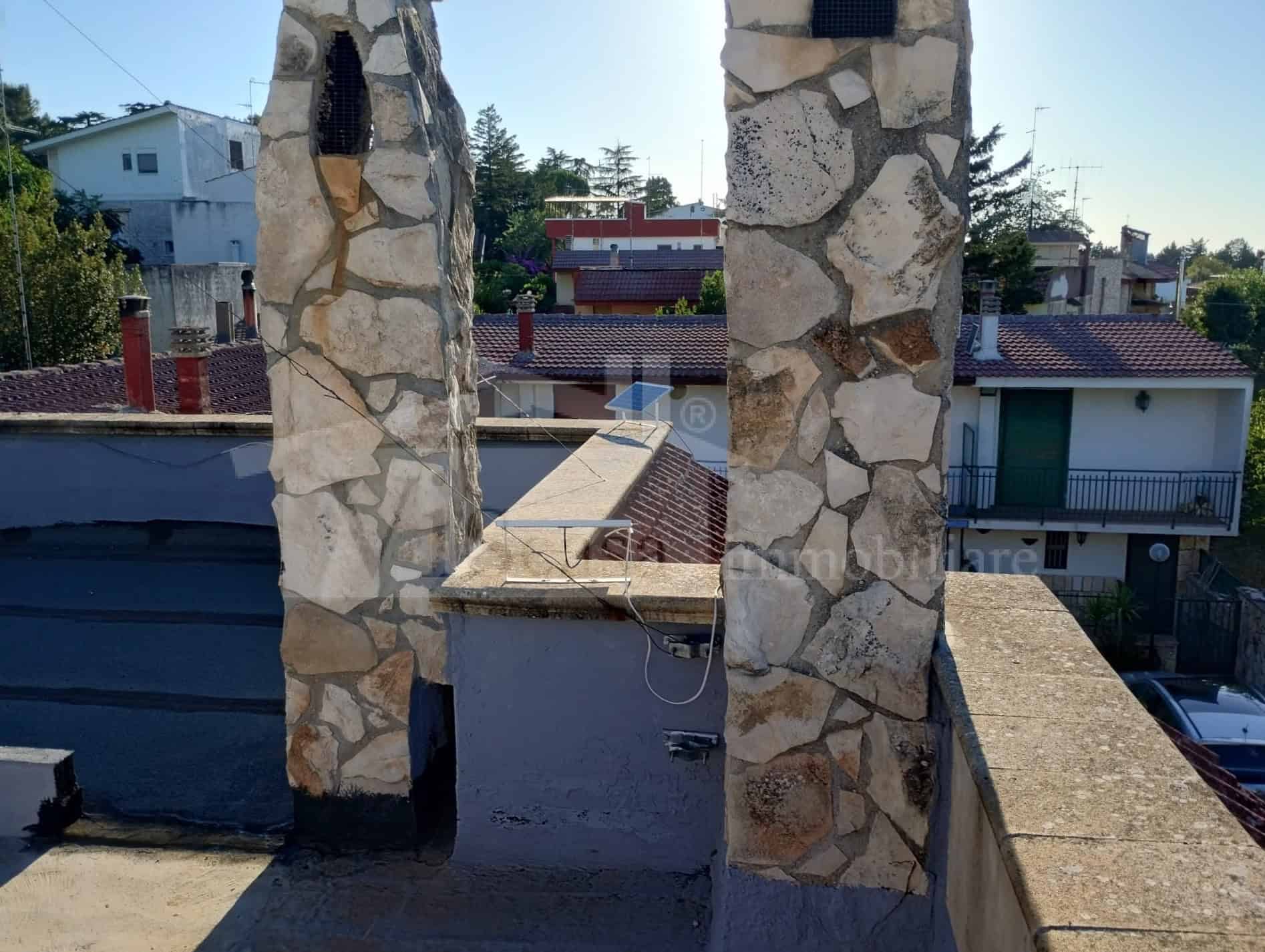 Abit. indipendente a Quasano