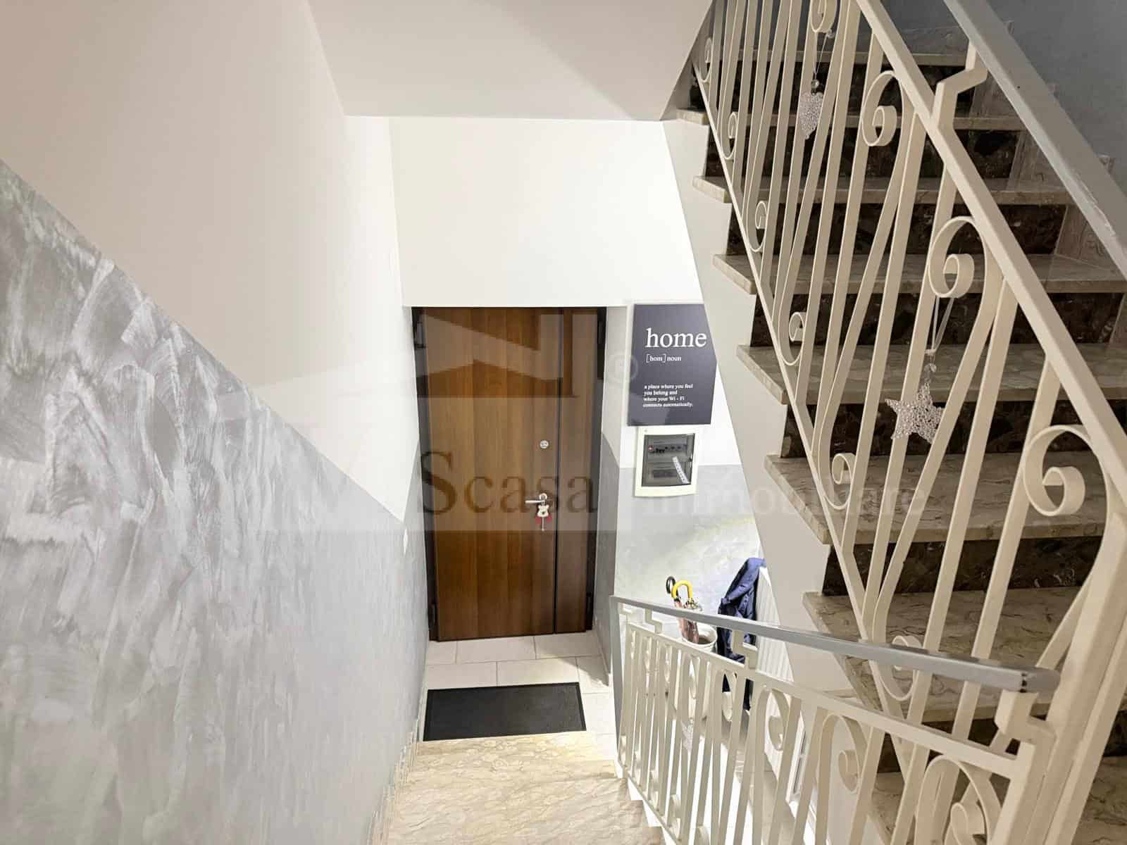 AB. INDIPENDENTE CON BOX TERRAZZO e MONOLOCALE – IN VENDITA ARREDATA