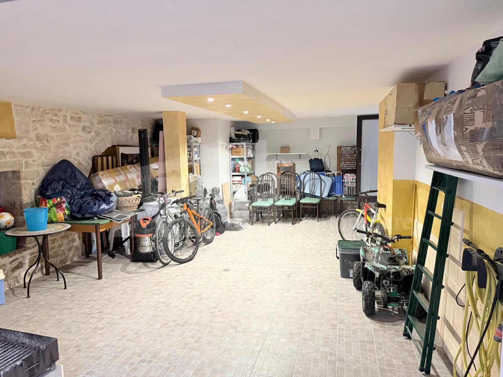 AB. INDIPENDENTE CON BOX TERRAZZO e MONOLOCALE – IN VENDITA ARREDATA