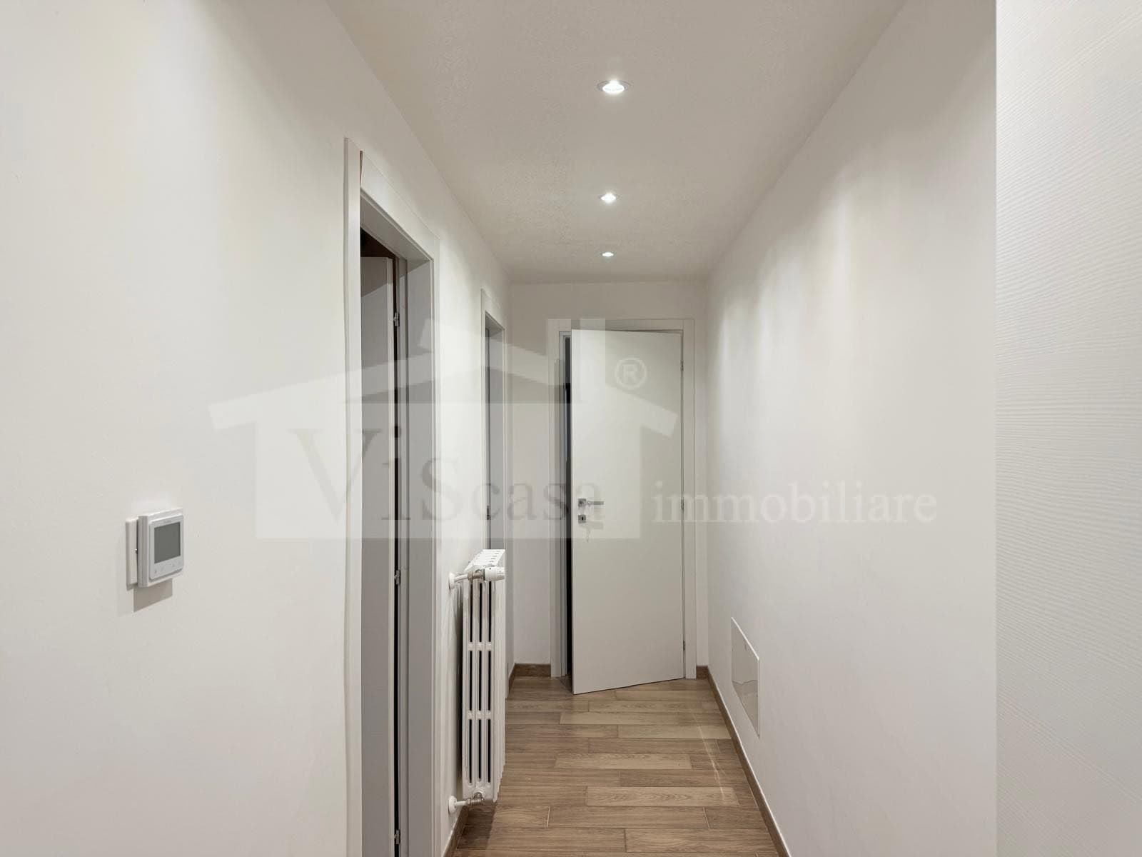 AB. INDIPENDENTE CON BOX TERRAZZO e MONOLOCALE – IN VENDITA ARREDATA