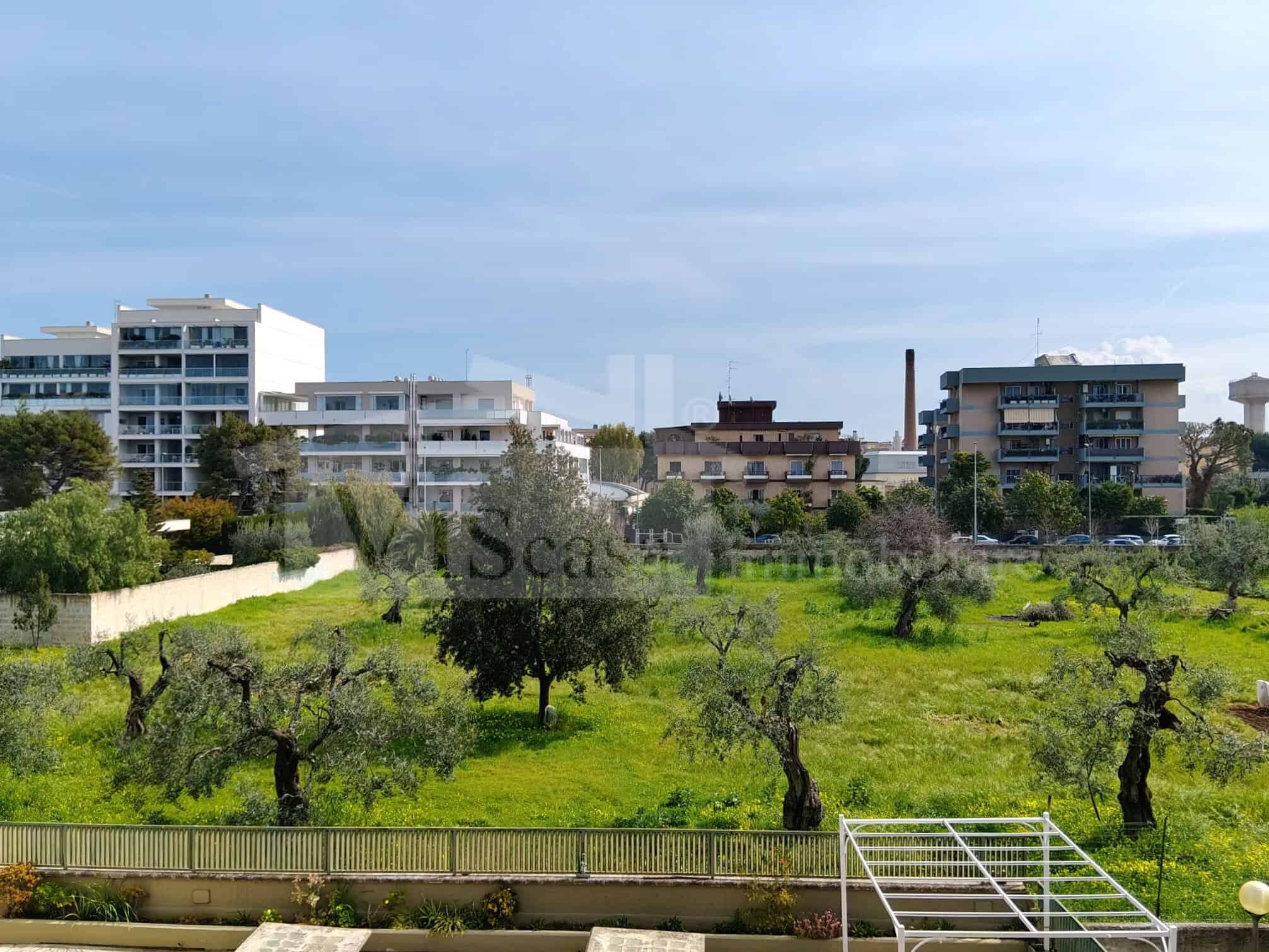 Bari Appartamento 100 mq già locato con rendita