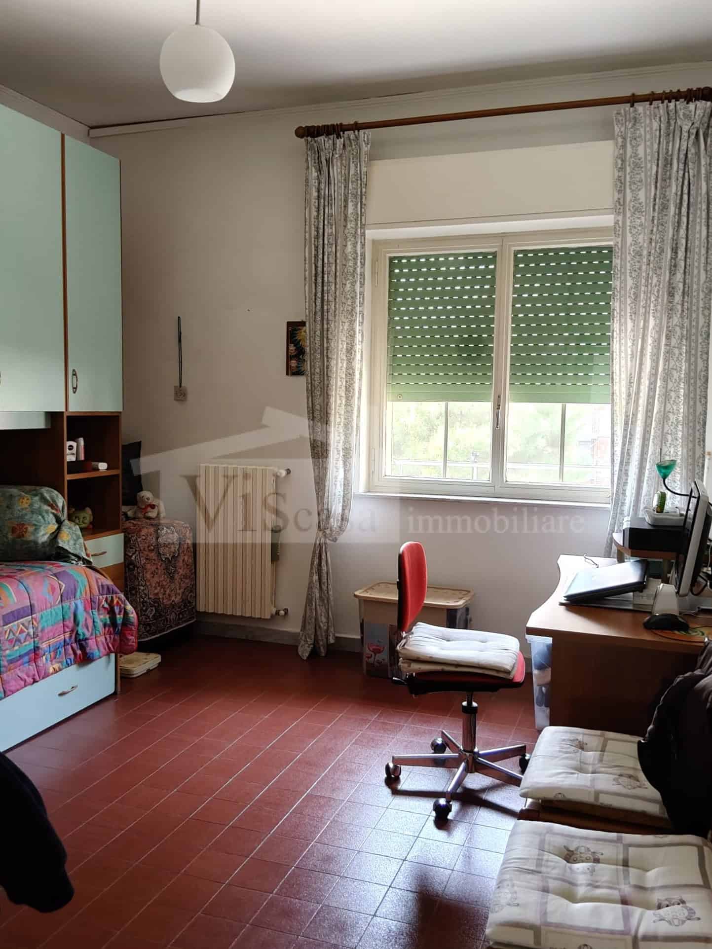 Bari Appartamento 100 mq già locato con rendita