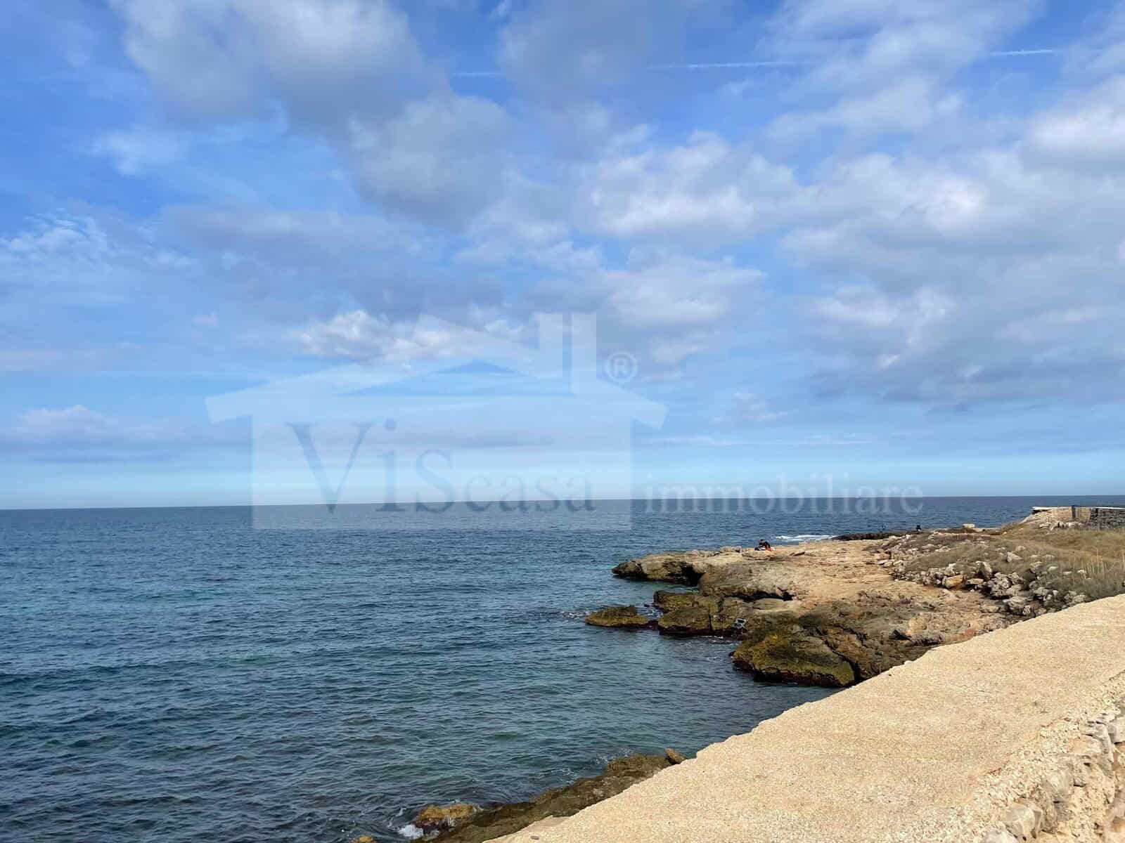 Vendita Locale Commerciale – Complesso Parco Atlantide, Torre a Mare
