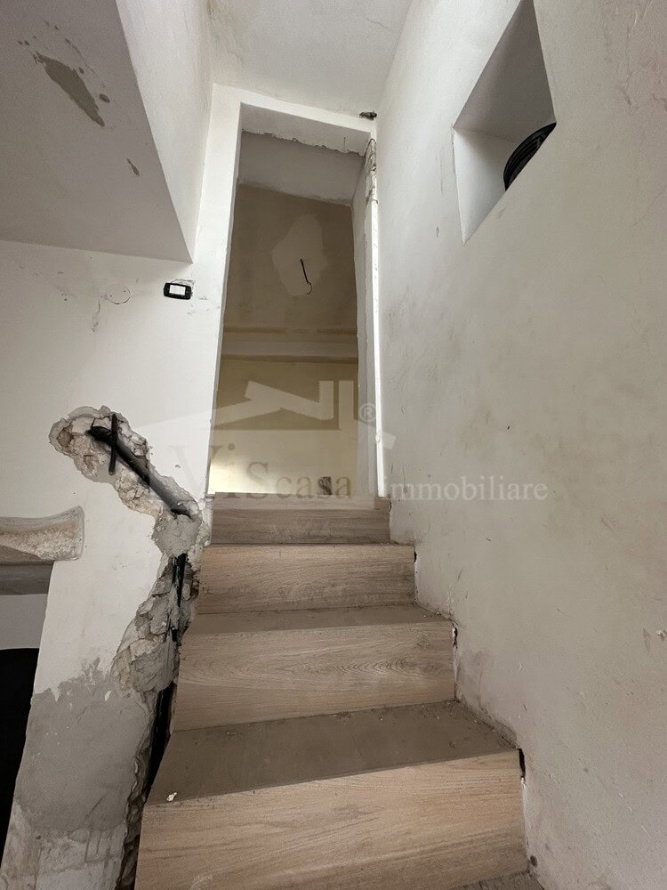 Abitazione indipendente da ristrutturare in centro storico