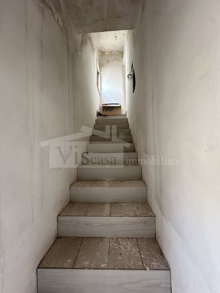 Abitazione indipendente da ristrutturare in centro storico