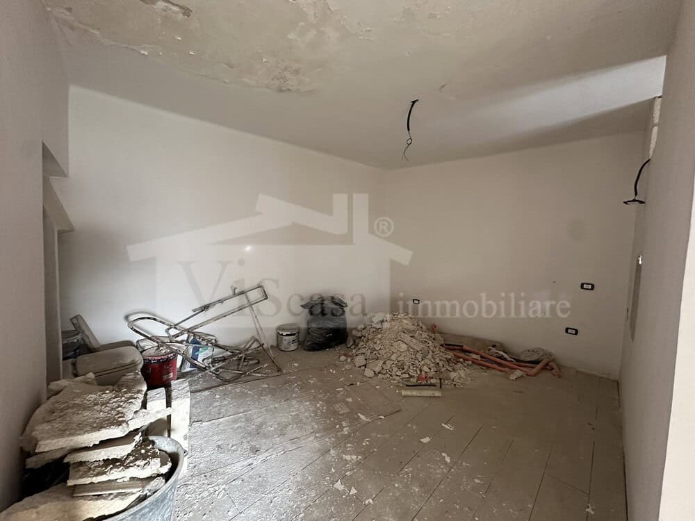 Abitazione indipendente da ristrutturare in centro storico