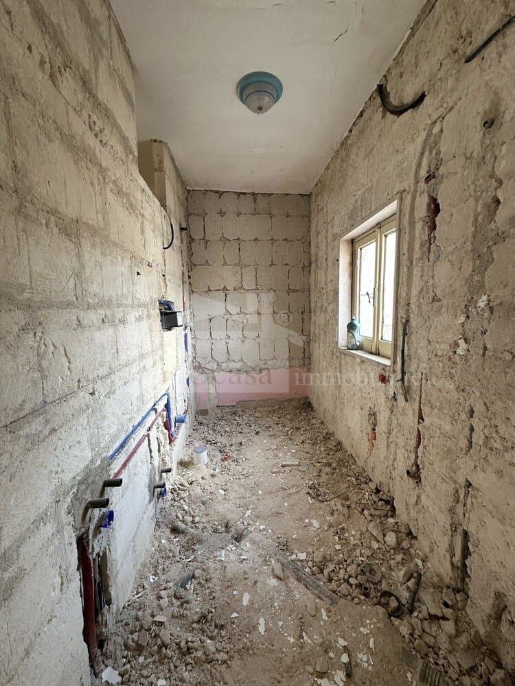 Abitazione indipendente da ristrutturare in centro storico